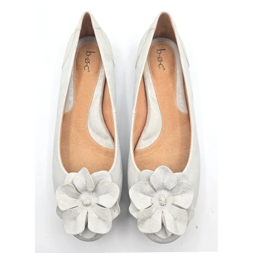 B.O.C. Born Concept‎ Silver White Floral Ballet Flats Womens 9.5 Metallic